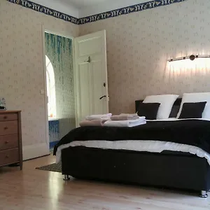 *** Bed & Breakfast Domaine De Bramefaon France